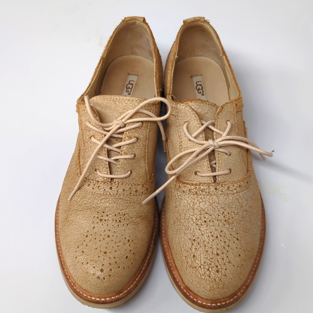 UGG shoes, Size 7.5